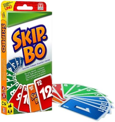 Mattel Games 52370 Skip-Bo Kartenspiel und Familienspiel geeignet für 2 – 6 Spieler, Spiel ab 7 Jahren
